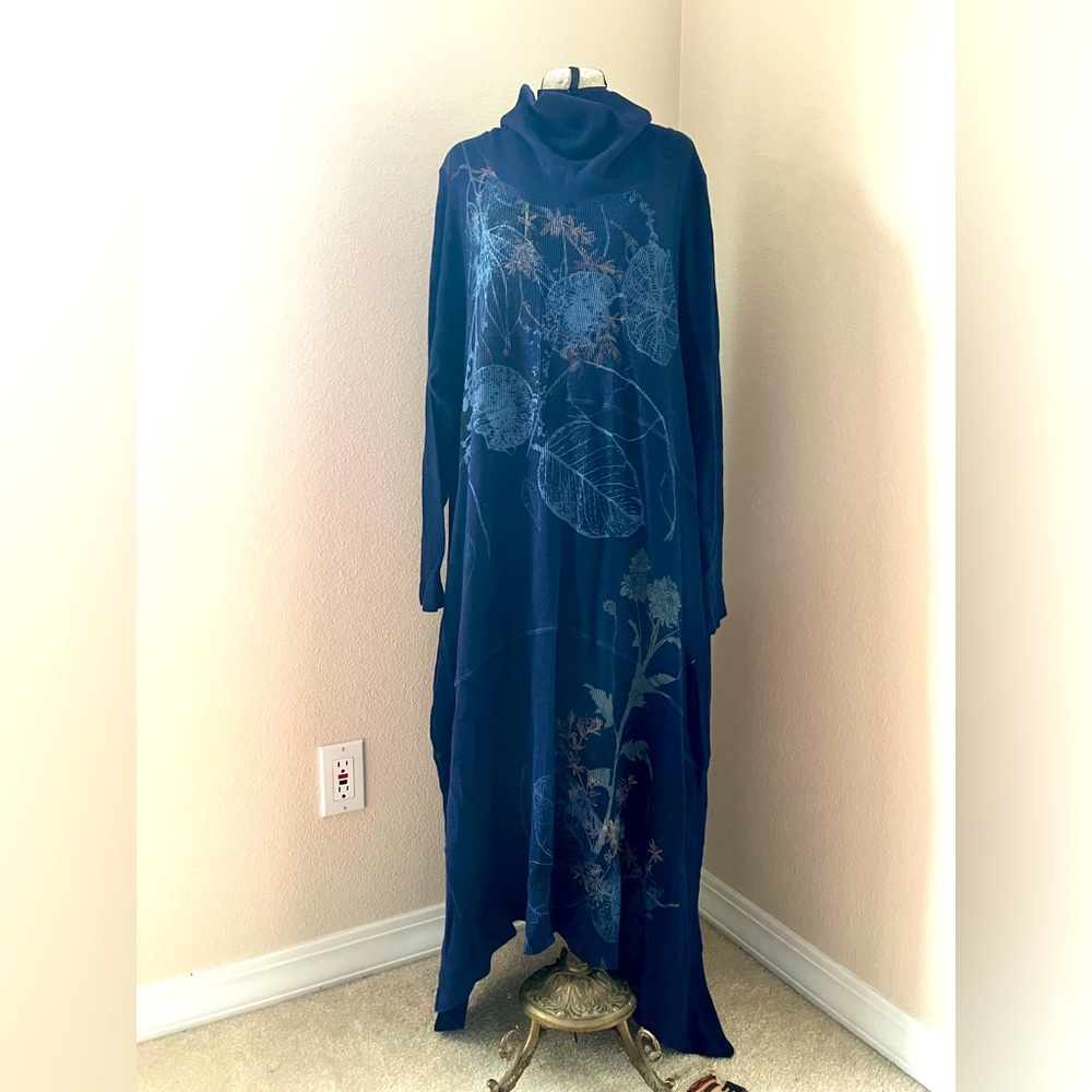 NWT Blue Fish cowl neck gown